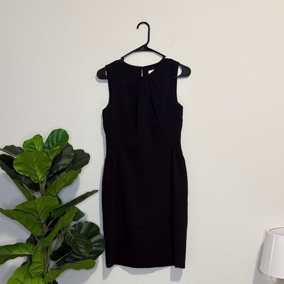 kate spade Dresses & Skirts - Kate Spade Black Sleeveless Mini Dress size 4